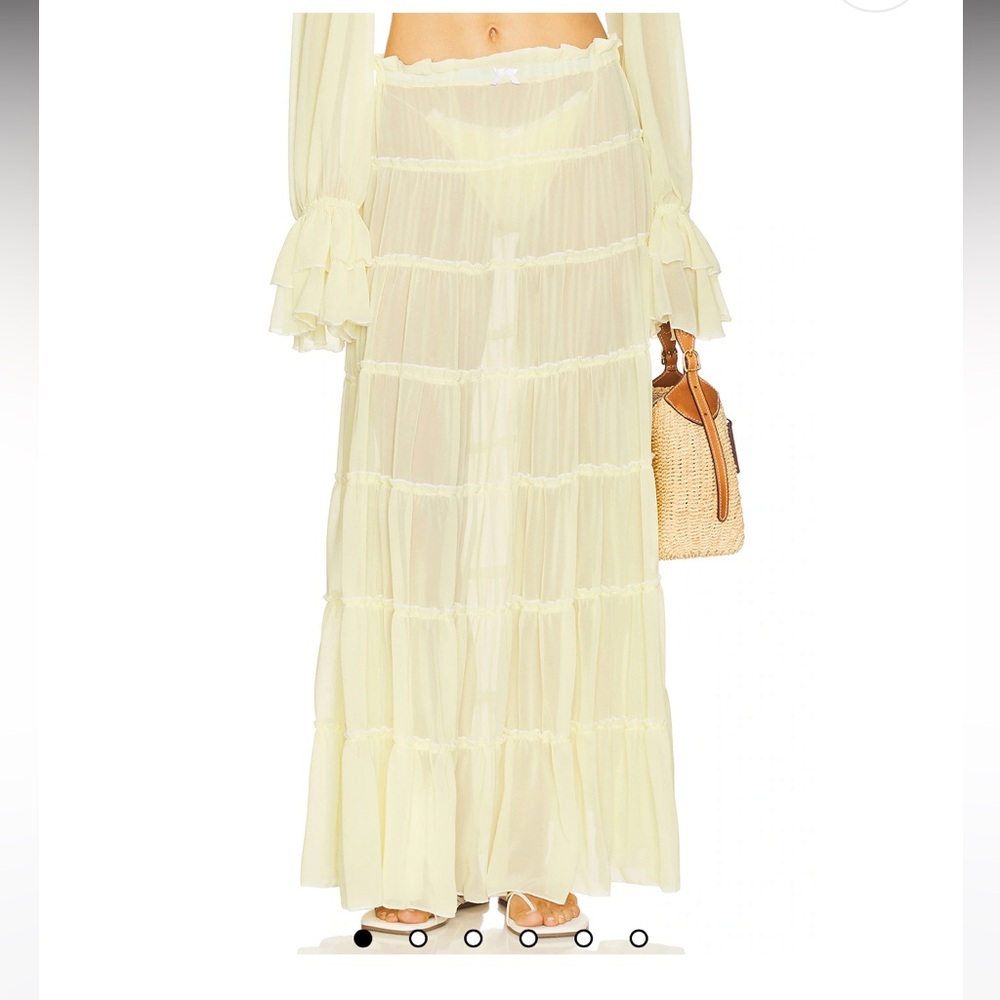 Elegant Cream Maxi Skirt